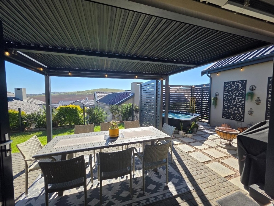 3 Bedroom Property for Sale in Hartland Lifestyle Estate Western Cape